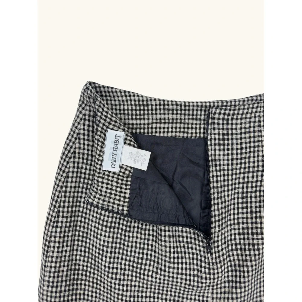 Daily Habit vintage zipper it